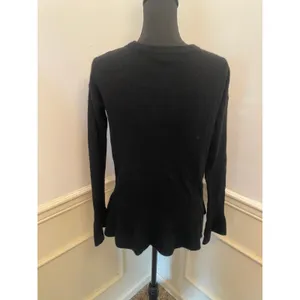 Lord & Taylor Black Cashmere Ruffle Flounce Hem Cuff Crewneck Pullover Sweater thumbnail 4