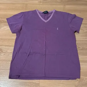 Vintage Ralph Lauren Sport Lavendar Purple 100% Cotton‎ T-Shirt Size Medium with thumbnail 1