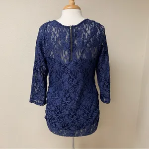Navy Blue Lace Ruched 3/4 Sleeve Blouse Top Women’s Medium thumbnail 3