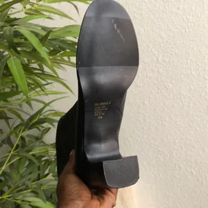 2000s Y2K Black Genuine leather square toe chunky sleek ankle mid calf boots-Women 7.5M #Gothic #grunge #subversive #gorpcore #whimsygoth #matrix #biker thumbnail 4