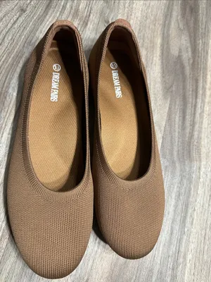 Dream Pairs Tan Round-Toe Ballet Flats thumbnail 2