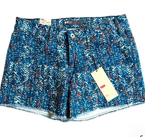 NWT Levi’s Chevron Denim Shorts Size 10 thumbnail 1