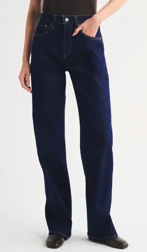 Abercrombie High-Rise 90s Relaxed Jeans thumbnail 1
