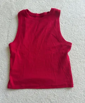 Hollister Red Tank thumbnail 1