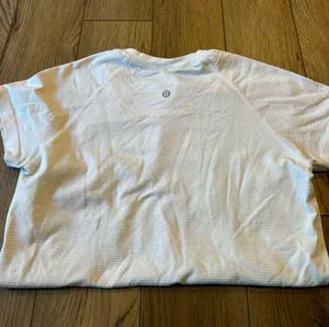 Lululemon Swiftly Tech thumbnail 3