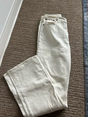 Abercrombie white Jeans thumbnail 3