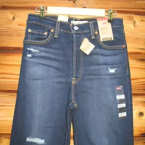 NWT Levi's Ribcage Straight Ankle Jeans thumbnail 5