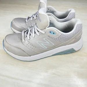 New Balance 928v3 Womens 7.5 Grey Leather Walking Shoes WW928GR3 thumbnail 10