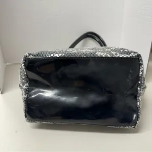 Betsey Johnson Betsyville Black White Floral Sequined Tote Bag Handbag Tote Purse Y2K McBling thumbnail 4