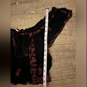 Free People‎ Black Sheer Lace Embroidered Crop Top Tank Medium Purple Festival thumbnail 3