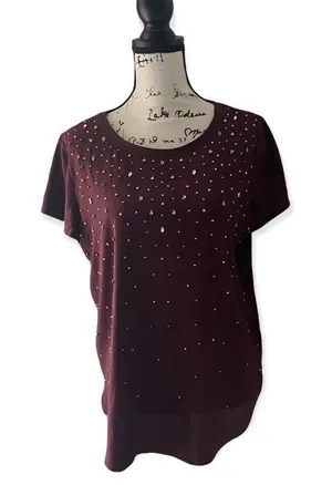 Ann Taylor Maroon Short Sleeve Top w/ Stud Embellishments Size M thumbnail 1