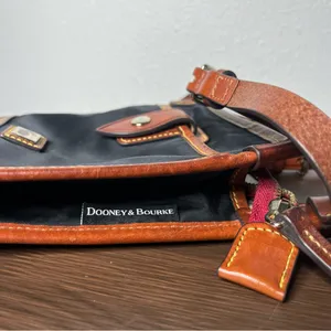 Dooney & Bourke Black Wayfarer Letter Carrier Small Crossbody Purse thumbnail 7