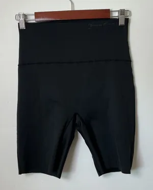 Juicy Couture Black Seamless High Waist Biker Shorts‎ Athleisure Size L thumbnail 1