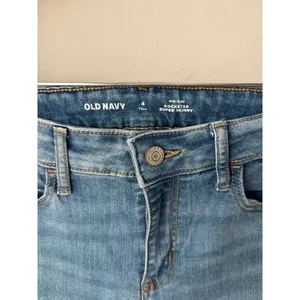 Old Navy Mid-Rise Rockstar Super Skinny Jeans Light Wash Size 4 Tall thumbnail 2