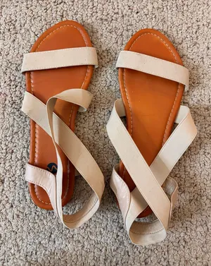 Tan Sandals Size 8.5 thumbnail 1