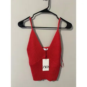New Zara V- Neck Red Knit Cami Tank Top, Size Medium thumbnail 2
