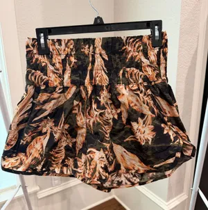 Free people shorts thumbnail 1