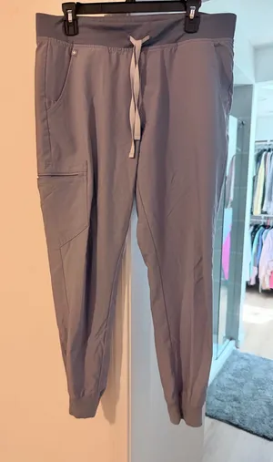 FIGS Scrub Pants thumbnail 1