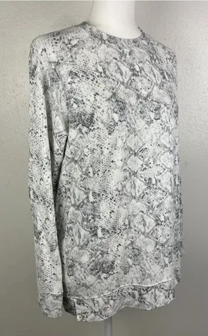 Tahari Women's Long-Sleeve Snake Print‎ Tunic Top - Light Gray thumbnail 1