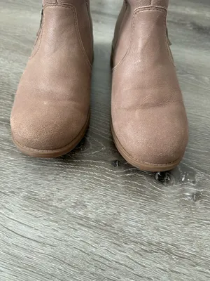 UGG Blush Taupe Ankle Boots with Shearling Lining thumbnail 3