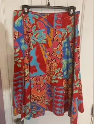 Harold’s Women Multi Print Skirt Sz 8 New without tag. thumbnail 1