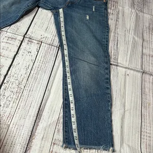 Levi Strauss & CO Woman’s Jeans thumbnail 8