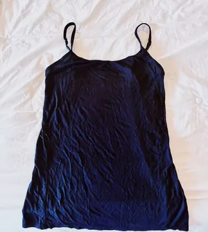 Black tank thumbnail 1