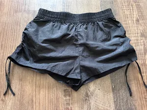 Divided H&M Shorts Black thumbnail 1
