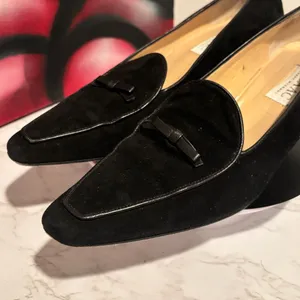 Isaac Mizrahi Black Suede Bow Kitten Heel Shoe Size 8 thumbnail 8