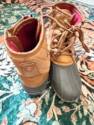Tommy Hilfiger Women's Waterproof Tan Quilted Rubber Duck Rain Boots Size 8M thumbnail 9