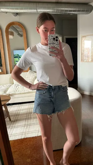 Abercrombie 90s Relaxed High-Rise Jean Shorts Cut-Off thumbnail 1