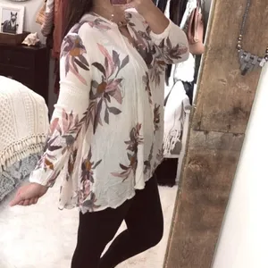 Free People floral top size xsmall thumbnail 3