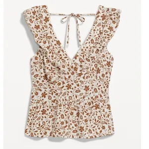 Women's Old Navy Flutter-Sleeve Floral V-Neck Tie-Back Top thumbnail 7