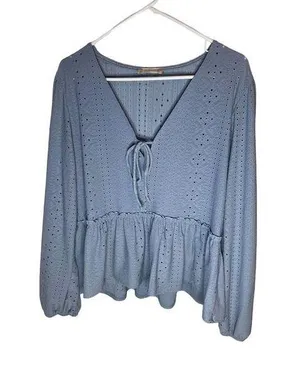 Altar'd State Women's Blue Eyelet Peplum Blouse Size L Long Sleeve thumbnail 1