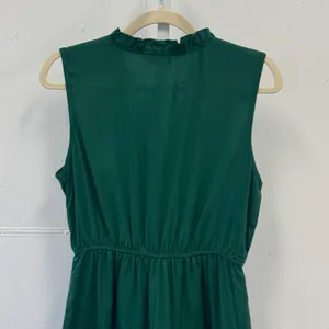 NWT Cupshe Emerald Green Tiered Ruffle Mini Dress Sleeveless Tie Neck Size Small thumbnail 5