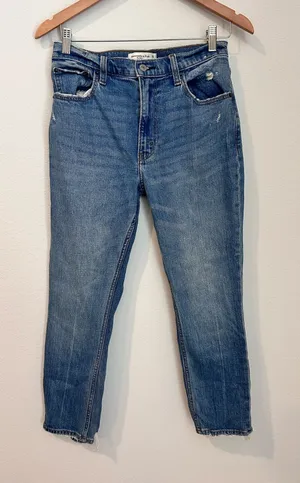 Abercrombie Skinny High-Rise Jeans thumbnail 1