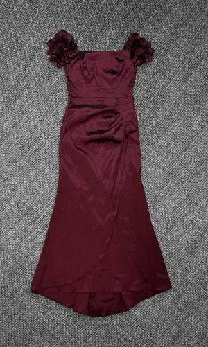 Xscape Burgundy Off Shoulder Ruffle Sleeve Ruched Formal Gown Size 10P thumbnail 1
