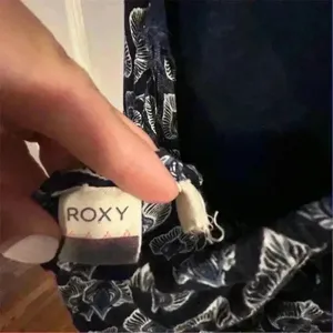 Roxy Women's Sleeveless Maxi Dress‎ Navy/White Pattern Size S Casual thumbnail 5