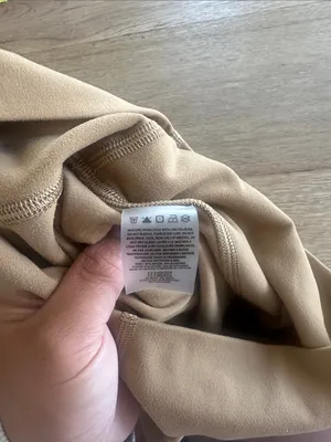 Tna Aritzia caramel‎ tan leggings size small thumbnail 4