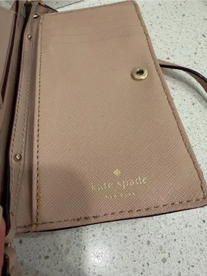 Kate Spade New York Women’s Crossbody Pink Beige Purse Gold Accents Leather EUC thumbnail 8