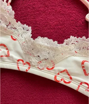 SKIMS fits everybody lace scoop bralette in candy heart print size S thumbnail 3