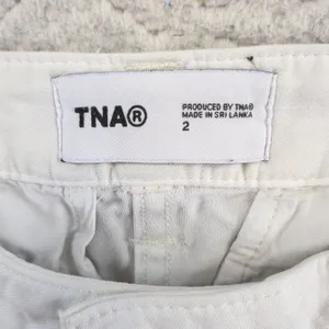 TNA Aritzia White Cotton‎ Wide Leg Cargo Pants Size 2 RVST 03-06-41848-R-SU23 thumbnail 3