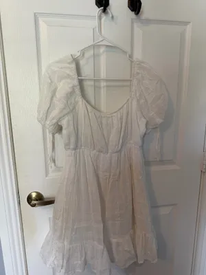 TJ Maxx White dress thumbnail 2