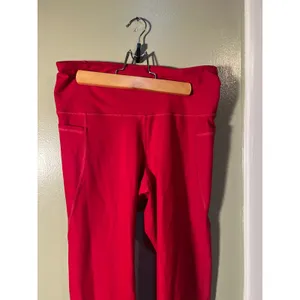 Old Navy Women's Elevate Legging Go Dry Side Pockets Red Active High Rise thumbnail 4