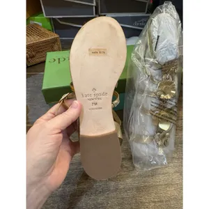 KATE‎ SPADE New York Sadia Gold Sandal Size 7M Floral Gladiator Strappy thumbnail 5