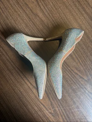 De Blossom Collection Crystal Embellished Iridescent Pointed Toe Pumps Size 8 Heels thumbnail 3