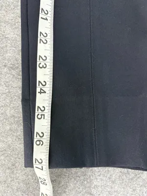 Quince Ultra-stretch Ponte Pintuck Ankle Pants Black size small 27” inseam thumbnail 16