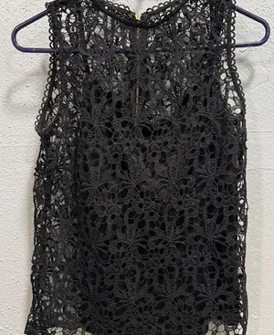 Maurices Womens XS‎ Black Floral Crochet Lace Sleeveless High Neck Zipper Top thumbnail 1