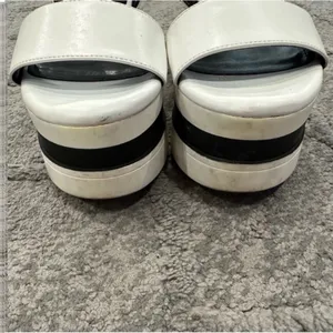 Steve Madden Haze White Platform Sandals 8M thumbnail 2