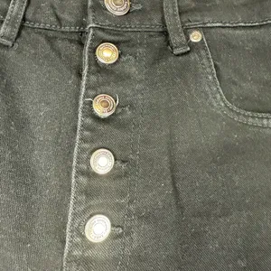 Zara‎ Black High Waist Women's Shorts thumbnail 2
